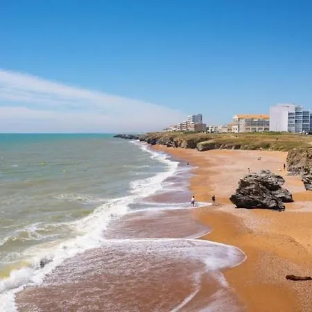 Le De La Corniche Apartment