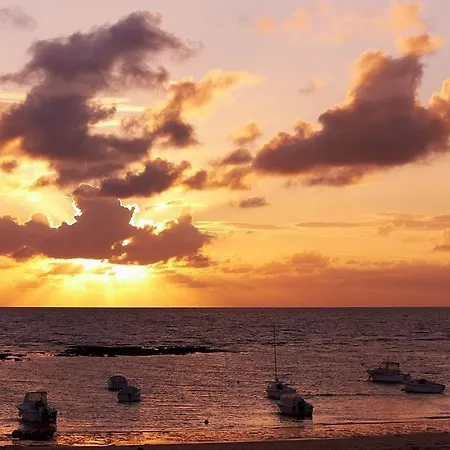 Le De La Corniche *